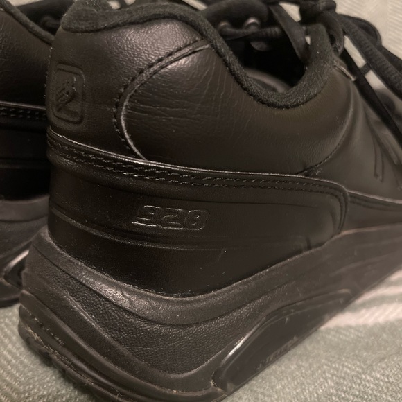 New Balance Black 928 Women’s Walking Shoe Size 9.5 - Picture 2 of 4